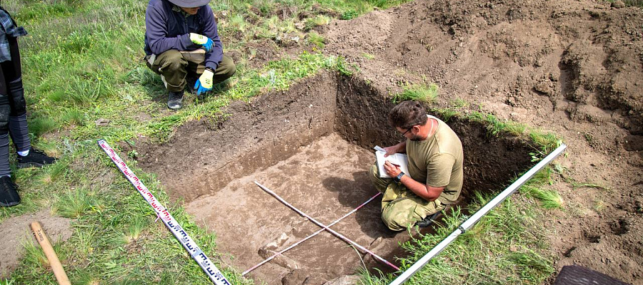 В Крыму археологи раскопали поселение бронзового века