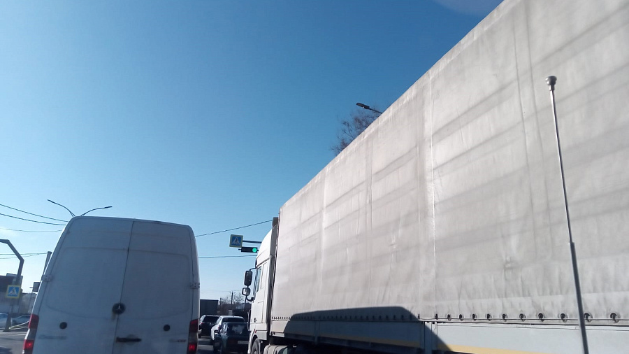 Для грузовиков закроют два участка федеральной трассы в Краснодарском крае
