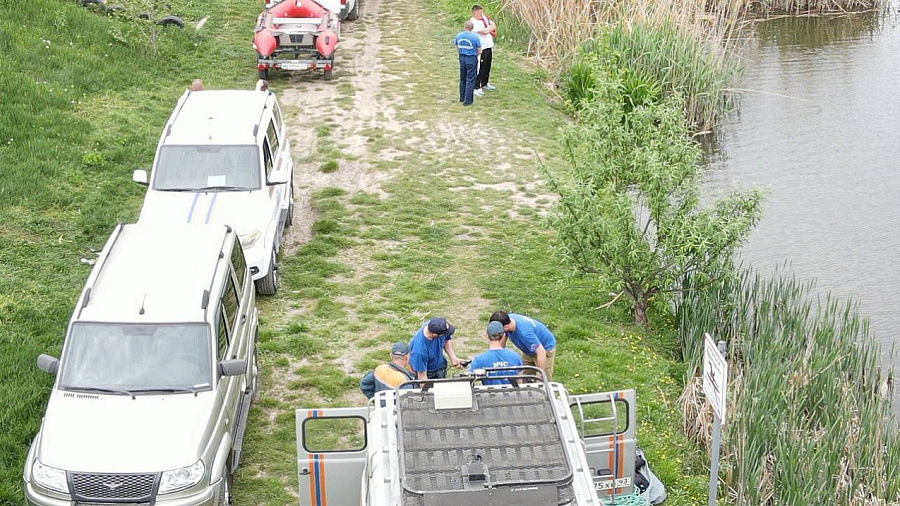 В Краснодаре в озере Карасун утонул молодой мужчина