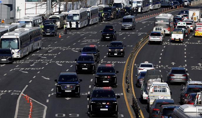 Bitrix 164931: 2025_01_15T014612Z_1227465815_RC21ACABHUP7_RTRMADP_3_SOUTHKOREA_POLITICS_pic_32ratio_900x600_900x600_29667.jpg