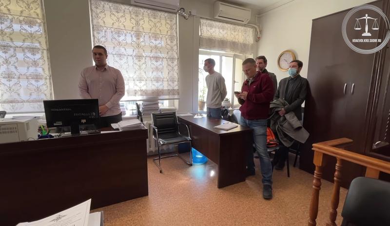 Bitrix 115137: 28EZVRkUChk.jpg