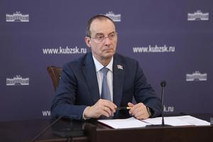 32f4227d-a1f5-4b10-a8d1-73a4903e532d