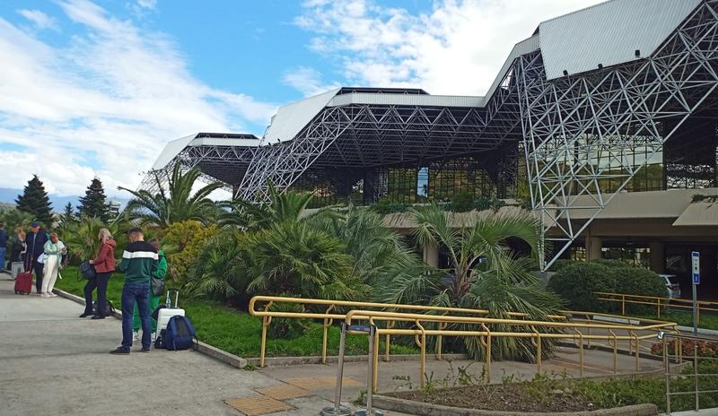 Bitrix 146920: Aeroport-Sochi1.jpeg