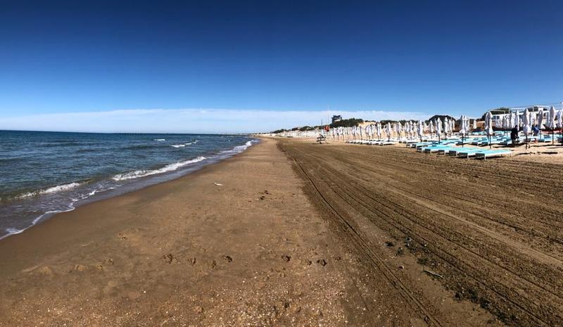 Bitrix 131660: Anapa-plyazh-more-may.jpg