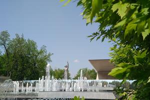 Bitrix 160438: Avrora-kinoteatr-fontan-5.jpg
