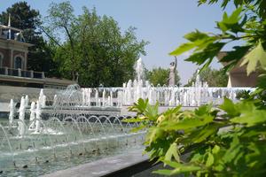Bitrix 137295: Avrora-kinoteatr-fontan-6.jpg