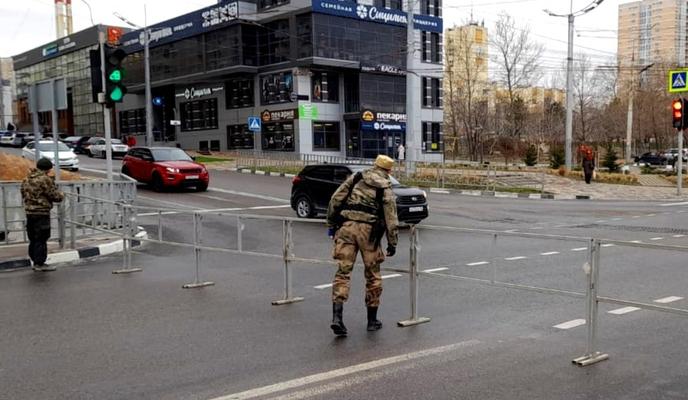 Bitrix 130871: Bomba-vozle-supermarketa-v-Novorossiyske.jpg