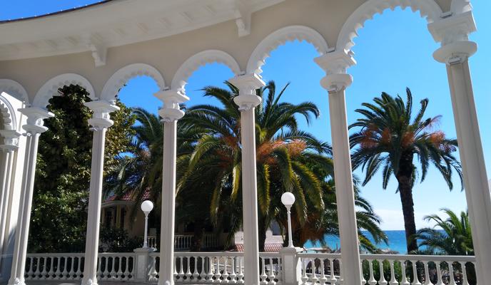 Bitrix 115561: Gagra-Kolonnada1.jpg