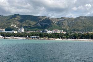 Bitrix 148375: Gelendzhik-gora.JPG