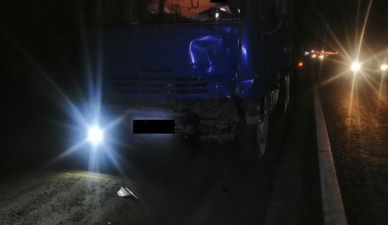 Bitrix 115553: Kamaz-sbil-dvukh-muzhchin.jpg