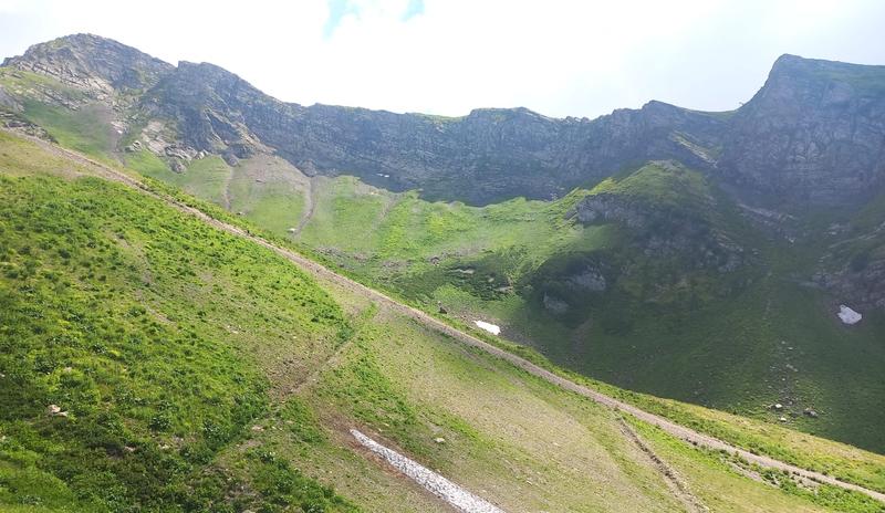 Bitrix 151493: Krasnaya-polyana-gory2.jpeg