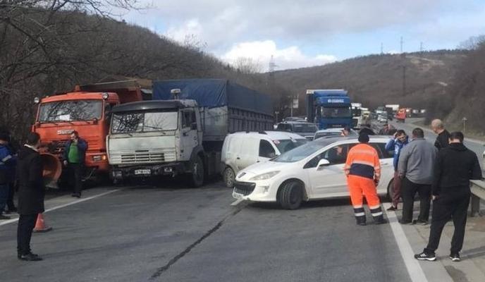 Bitrix 129229: Massovoe-DTP-na-trasse-v-Novorossiyske.jpg