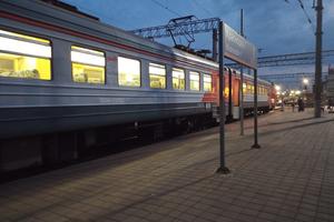 Bitrix 130875: Poezd-perron-_1_.jpeg