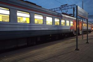 Bitrix 140587: Poezd-perron.jpeg