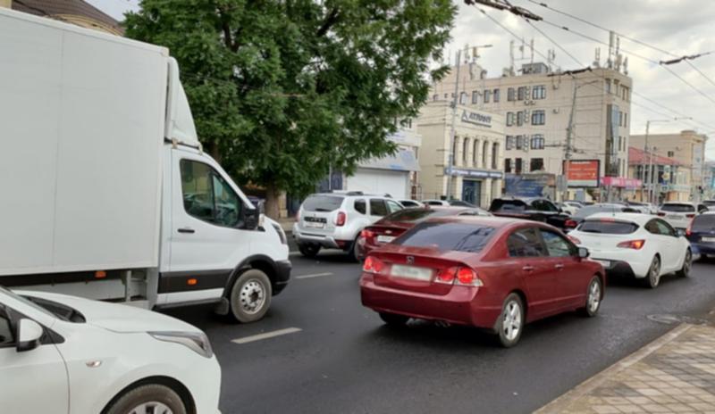 Bitrix 180704: Probka-mashiny-Severnaya-ulitsa.jpeg
