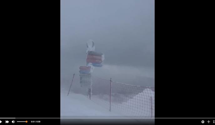 Bitrix 112427: Snezhnaya-burya-v-Roza-KHutor.jpg