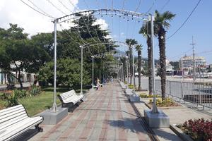 Bitrix 153759: TSentralnaya-naberezhnaya-_Primorskaya_-YAlta-Krym5.jpeg