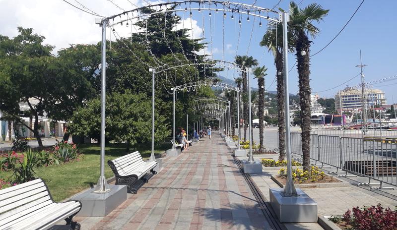Bitrix 135332: TSentralnaya-naberezhnaya-_Primorskaya_-YAlta-Krym5.jpeg