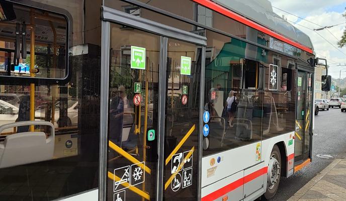 Bitrix 156772: Trollei_bus1.jpeg