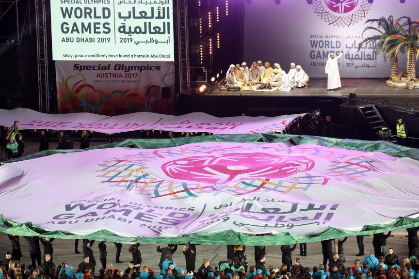 Bitrix 56896: Tseremonia_otkrytia.jpg