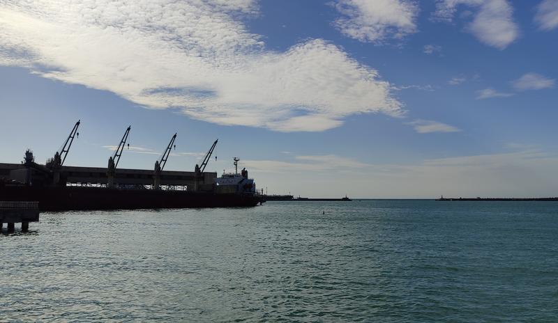 Bitrix 148216: Tuapse-port.jpg