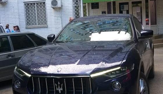 Bitrix 98290: Zapad-Mazerati-_6_.jpg