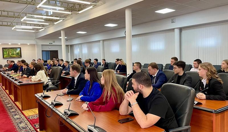 В Краснодаре продлили приём заявок в Молодёжный парламент до 4 декабря