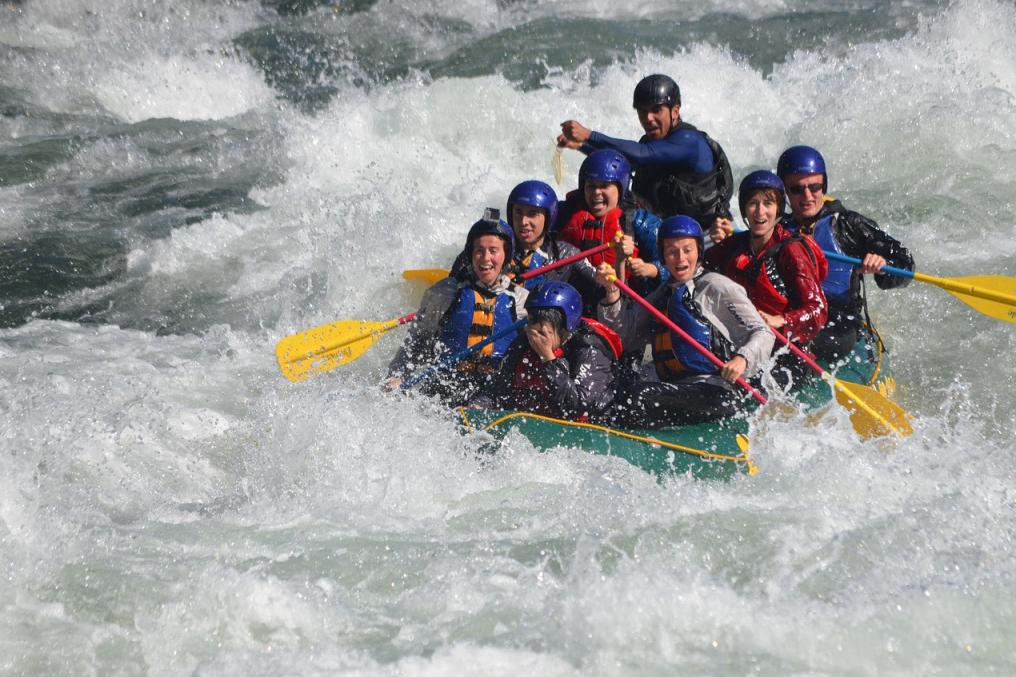 Bitrix 67892: boating_1259608_1280.jpg