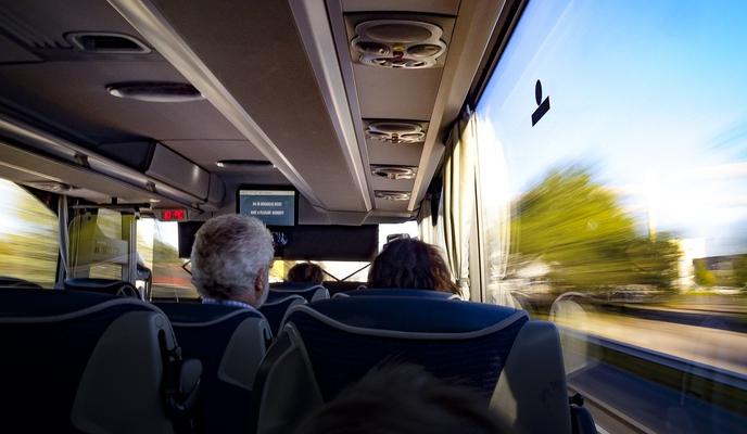 Bitrix 117810: bus_gffc3001d2_1280.jpg