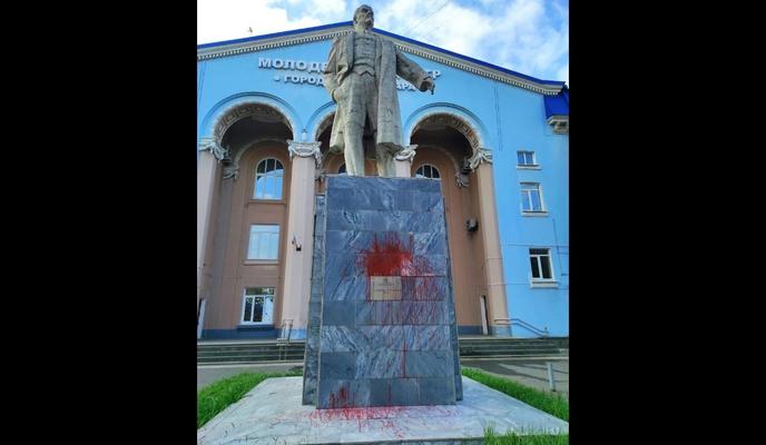 Bitrix 103738: cFb_AmT2NfM.jpg