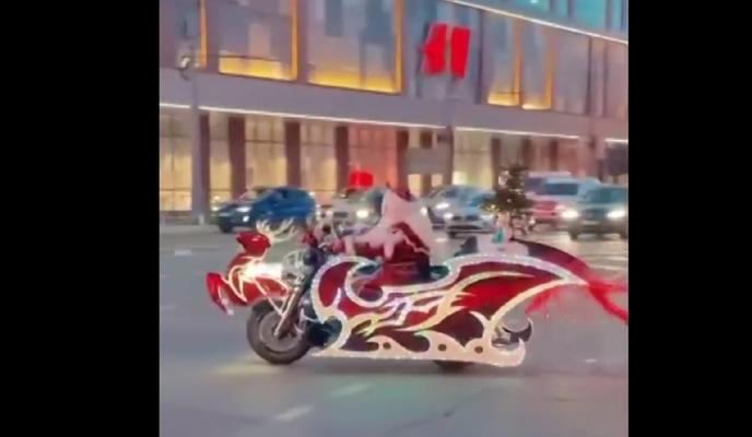 Bitrix 109563: ded-moroz.jpg