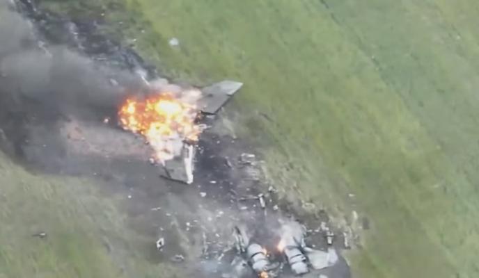 Bitrix 118881: elo_b4WfBfOK22ULPEEv49eTYWOx6HhoywV_lzu1BL7MeYT4R_aGEUEkQZmHEXa67f58s8a3b7CfGoEpuNbmga7v.jpg