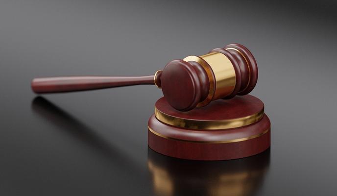 Bitrix 90807: gavel_3577255_1280.jpg