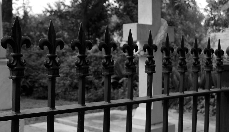 Bitrix 95688: graves_186314_1920.jpg