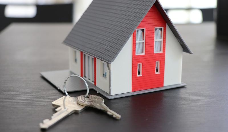 Bitrix 107439: house_gb58c04bd9_1280.jpg