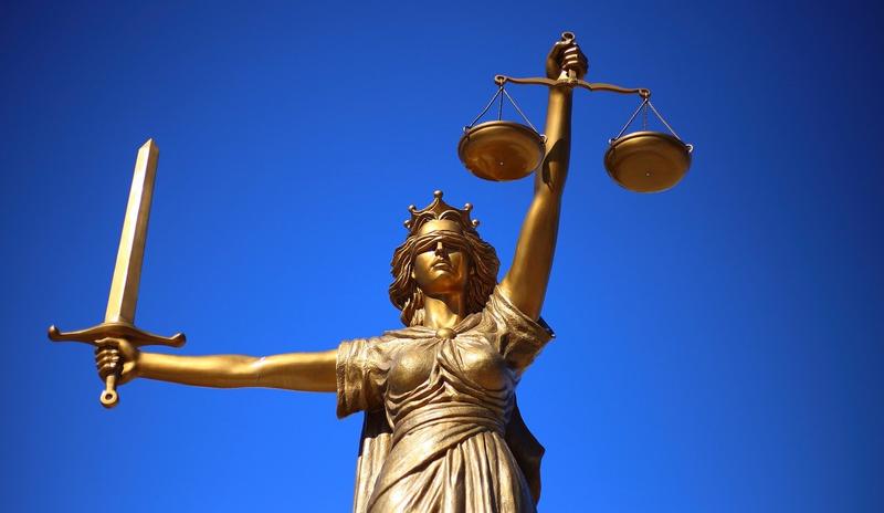 Bitrix 111365: justice_2060093_1280-_1_.jpg