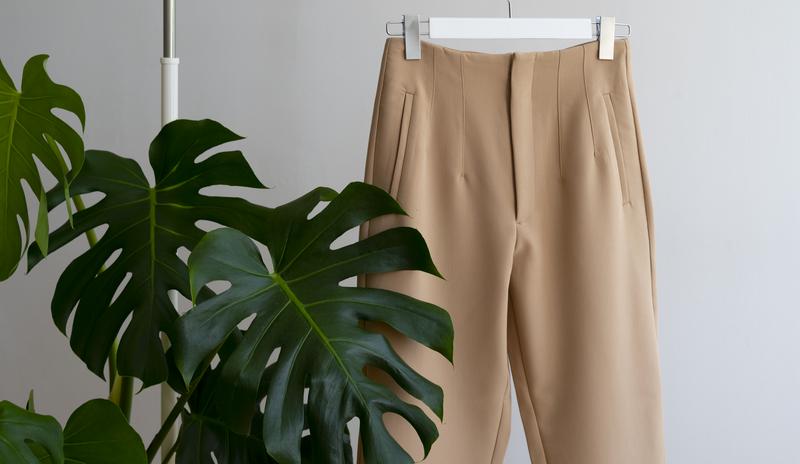 Bitrix 168497: light_brown_beige_pants_indoors_still_life.jpg