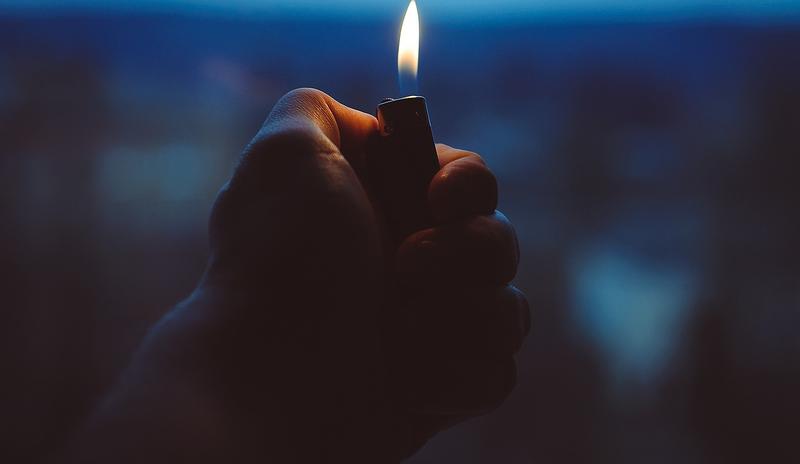 Bitrix 94341: lighter_1245660_1280.jpg