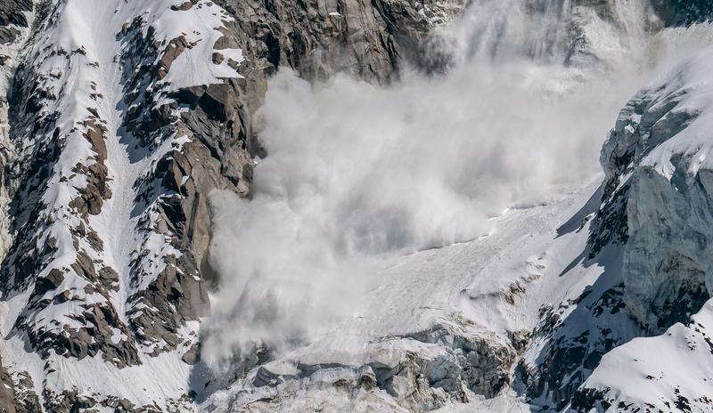 Bitrix 111135: mountain_g52d7aad8c_1920.jpg