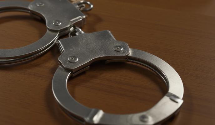 Bitrix 184529: naruchniki.jpg