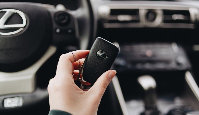 Bitrix 101085: pexels_julia_avamotive_8305278.jpg
