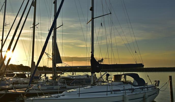 Bitrix 87066: port_boats_4358062_1280.jpg