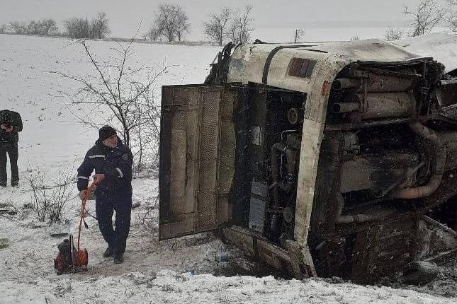 Bitrix 129879: razbilsya-avtobus.jpg