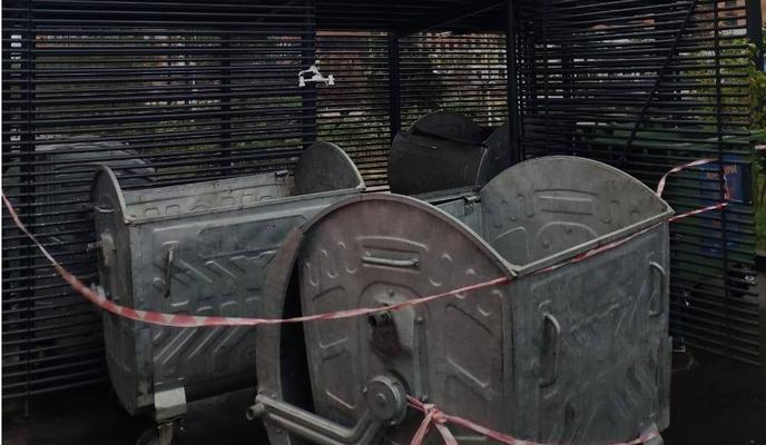 Bitrix 123642: rebenka-vybrosili-v-musorku.jpg