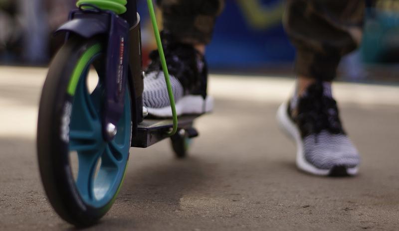 Bitrix 102963: scooter_3620869_1280.jpg