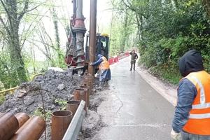 В Сочи на улице Изобильной укрепляют склон после оползня до декабря 2026 года