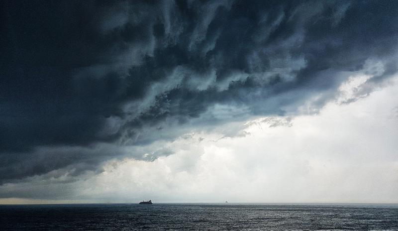 Bitrix 98956: thunderstorm_4375844_1920.jpg