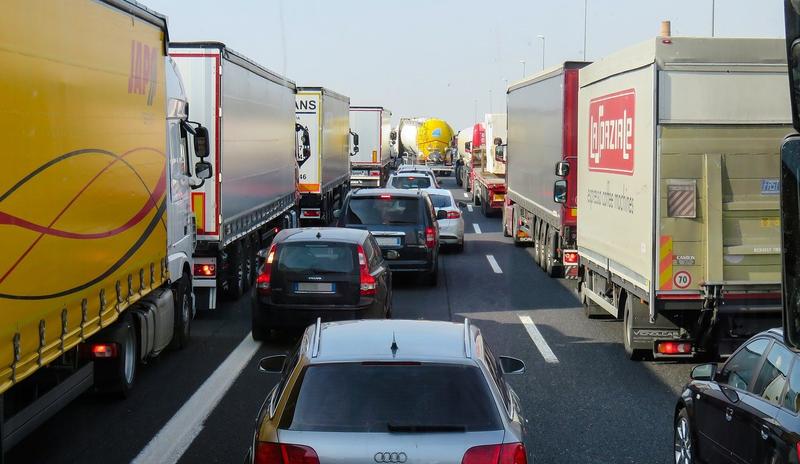Bitrix 98112: traffic_2251530_1280.jpg