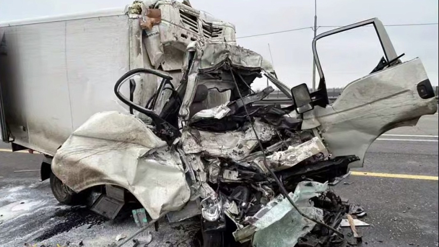 Смертельное ДТП с фургонами «JAC» и «Mercedes» произошло на Кубани