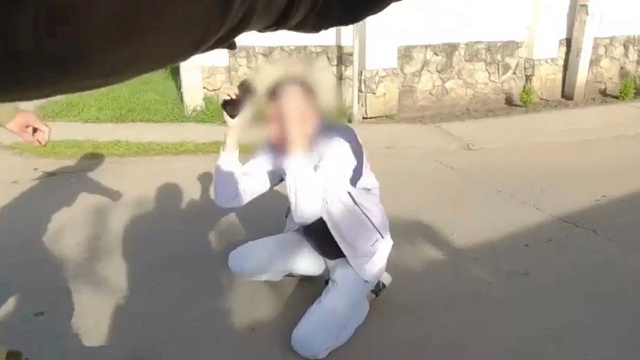 В Краснодаре сотрудники ФСБ задержали 19-летнего парня, планировавшего диверсию на железной дороге по заданию украинских спецслужб за 10 тысяч рублей